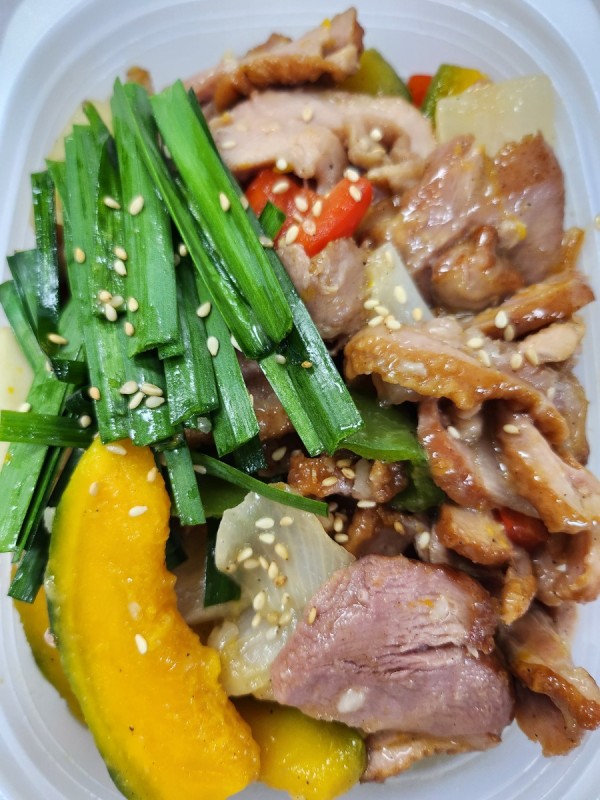 훈제오리단호박볶음